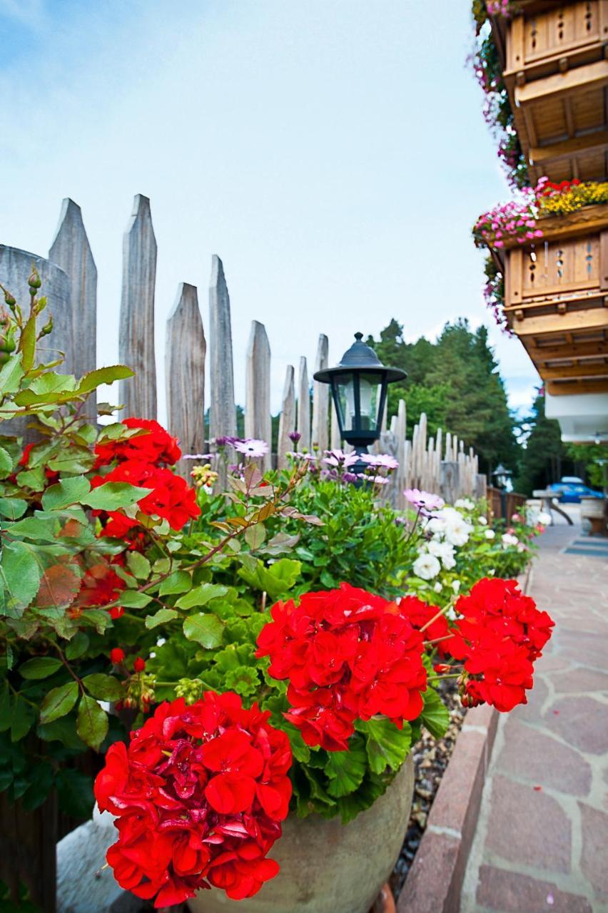 Hotel Landgasthof Laerchenwald 콜레피에트라 외부 사진