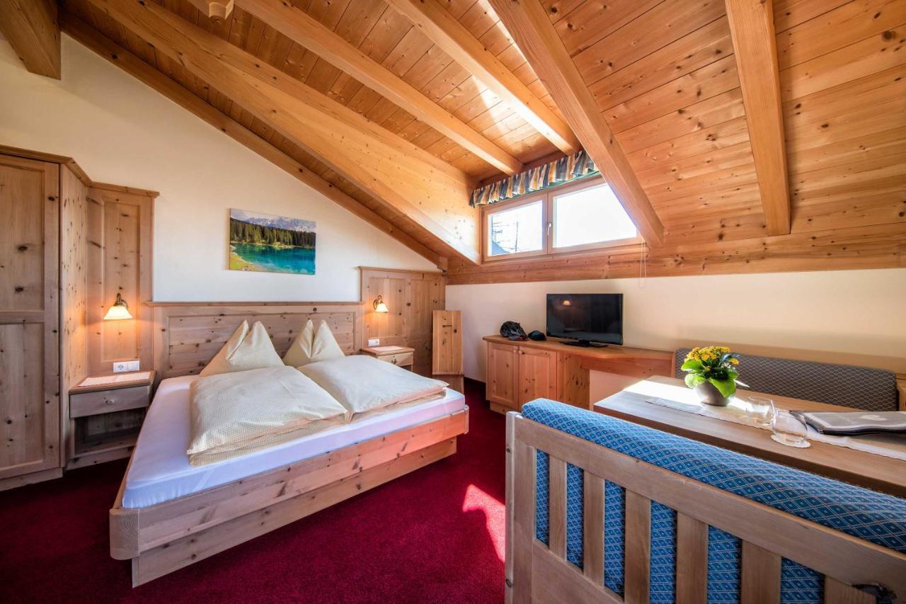 Hotel Landgasthof Laerchenwald 콜레피에트라 외부 사진